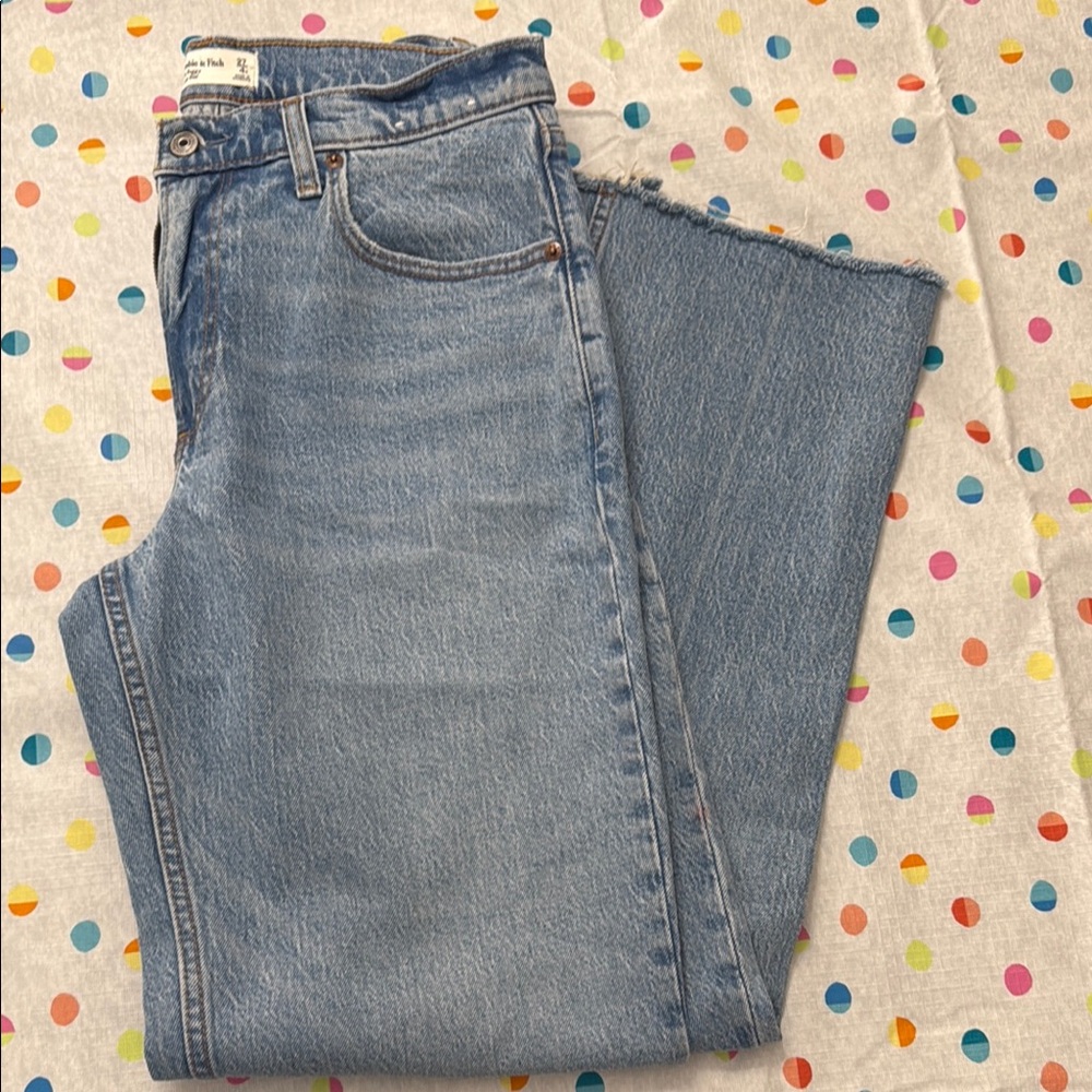 Abercrombie Vintage Comfort stretch low rise baggy Jean size 27/4